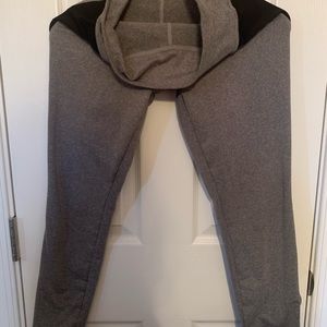 Cloud Chaser. Leggings. Gray with some black. Medium